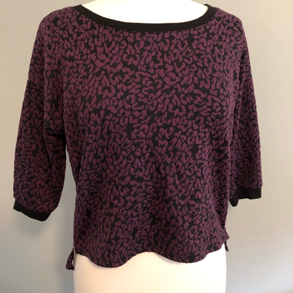 Eyeshadow Purple high low sweater